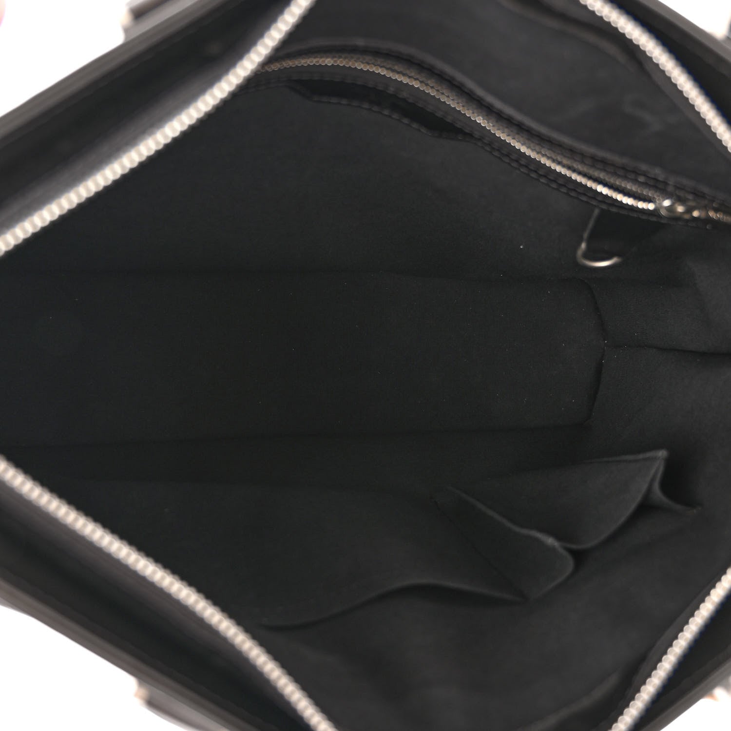 Louis Vuitton Mat Monogram Willwood Black 5 of 10