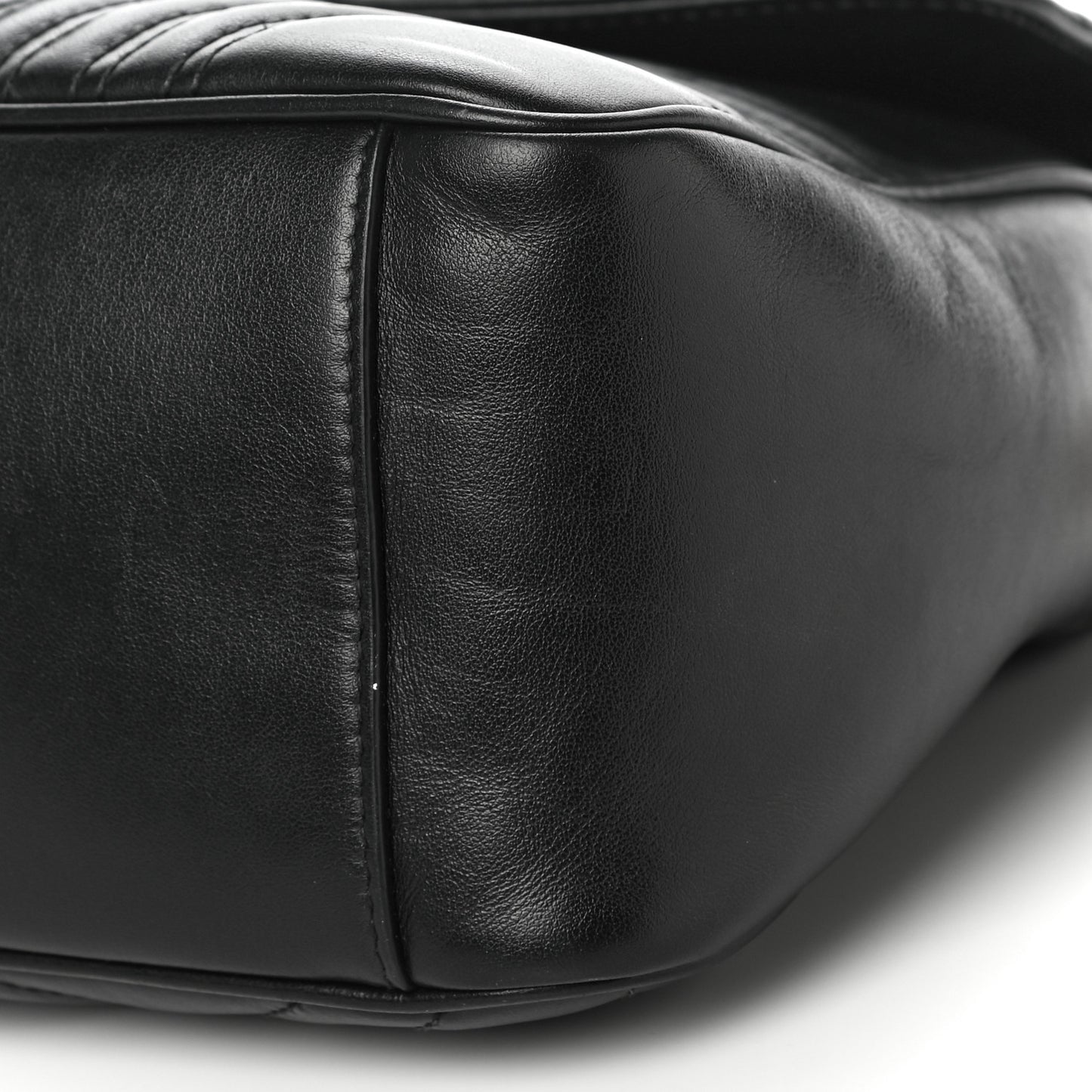 Calfskin Matelasse Small GG Marmont Top Handle Shoulder Bag Black