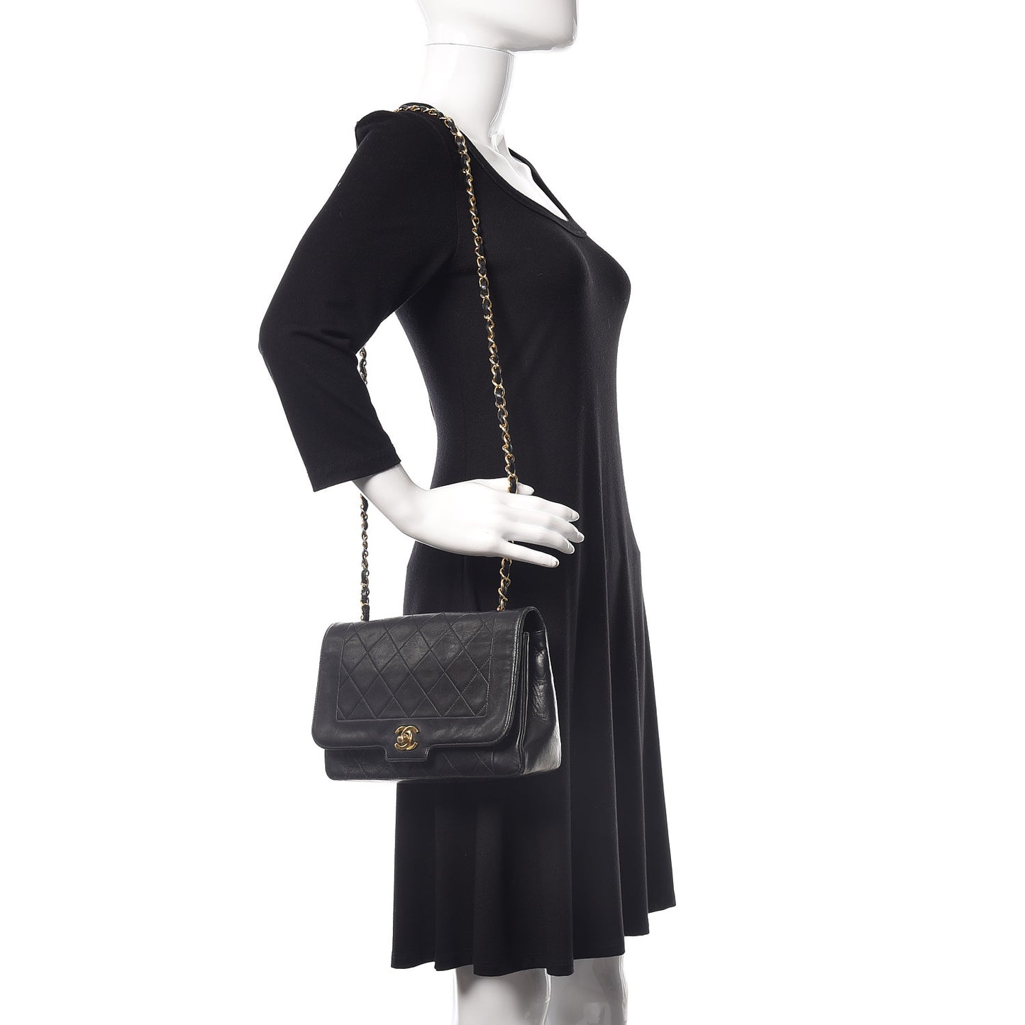 Lambskin Quilted Medium Single Flap Black