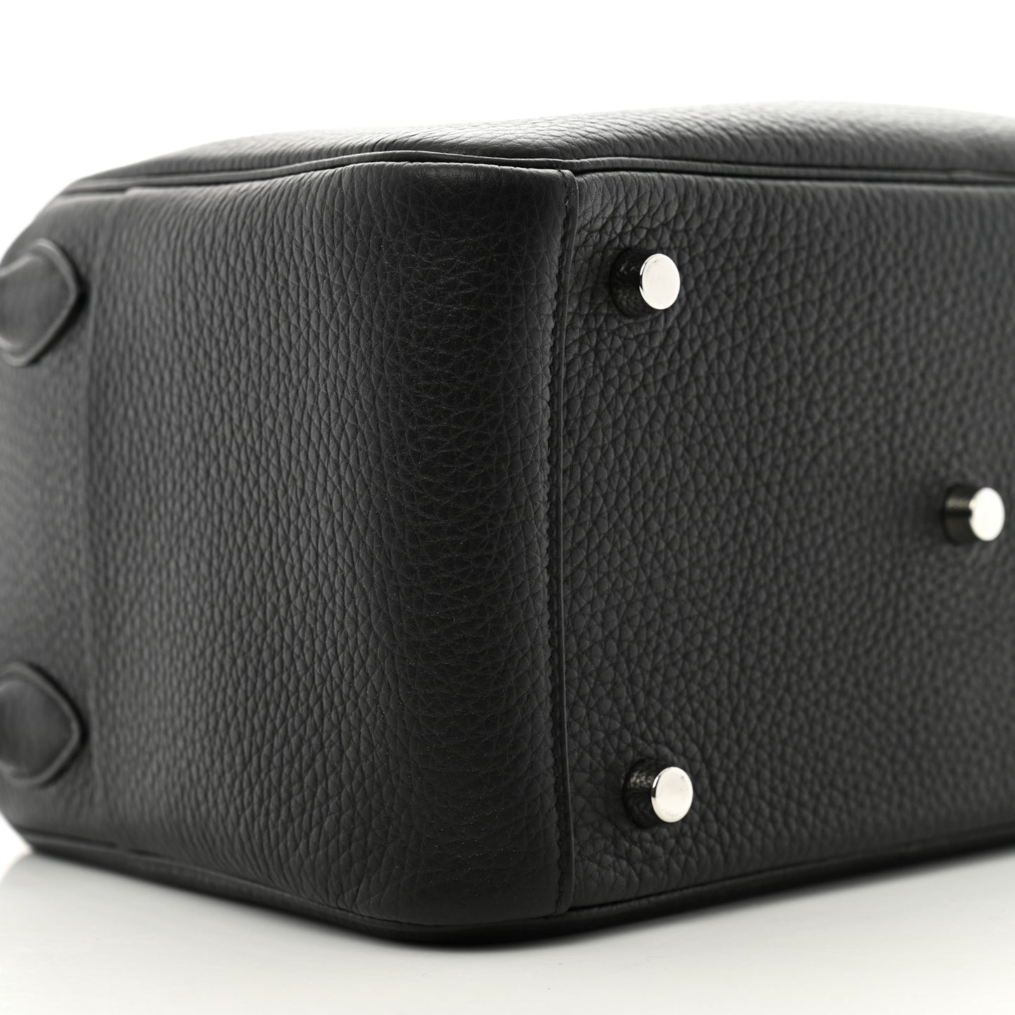 Taurillon Clemence Lindy 26 Black