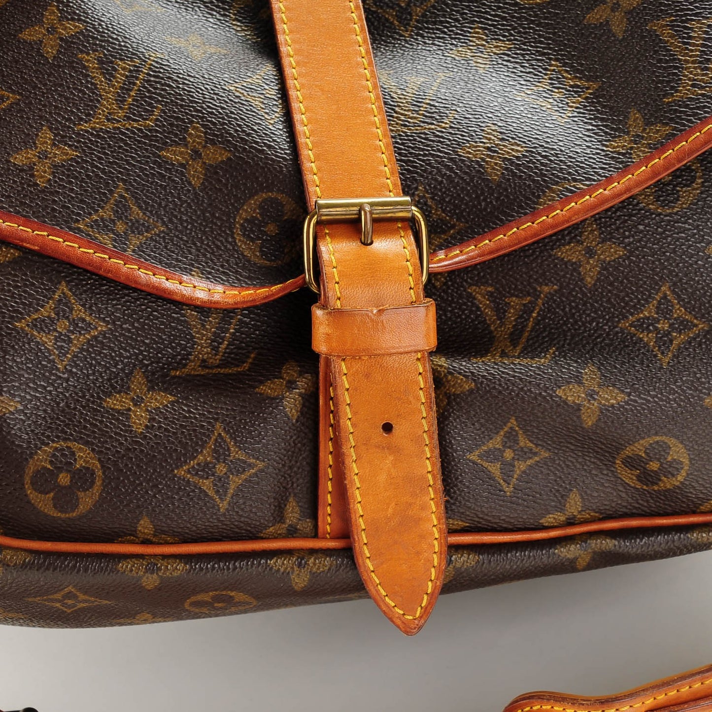 Monogram Saumur 35