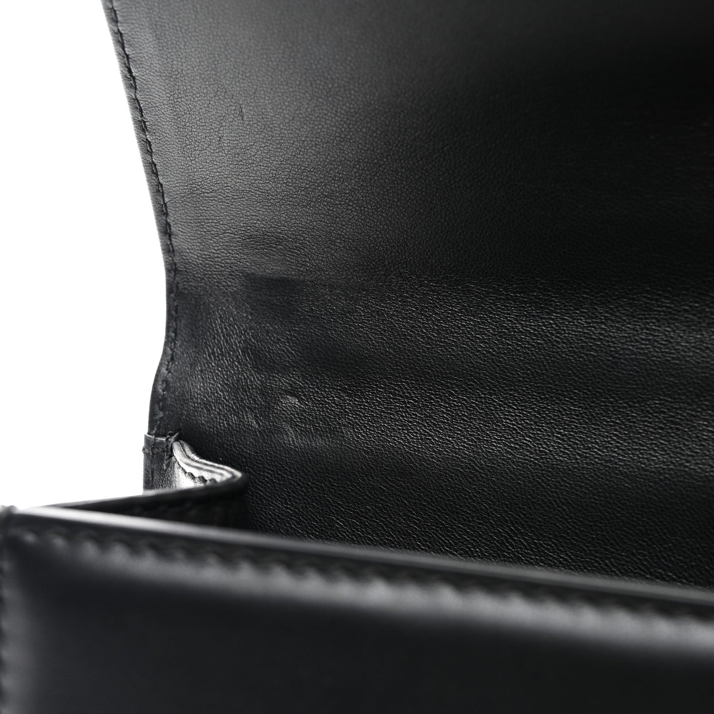 Vitello Medium Glam Lock Rockstud Flap Black