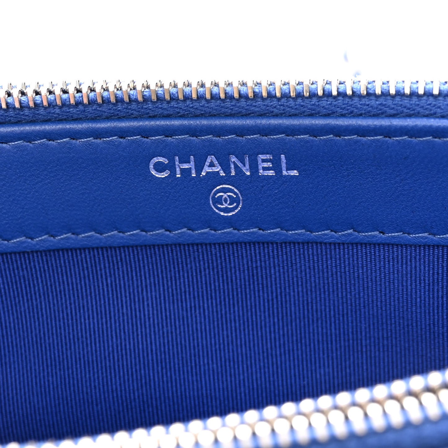 Lambskin Quilted Small Clutch With Chain Blue