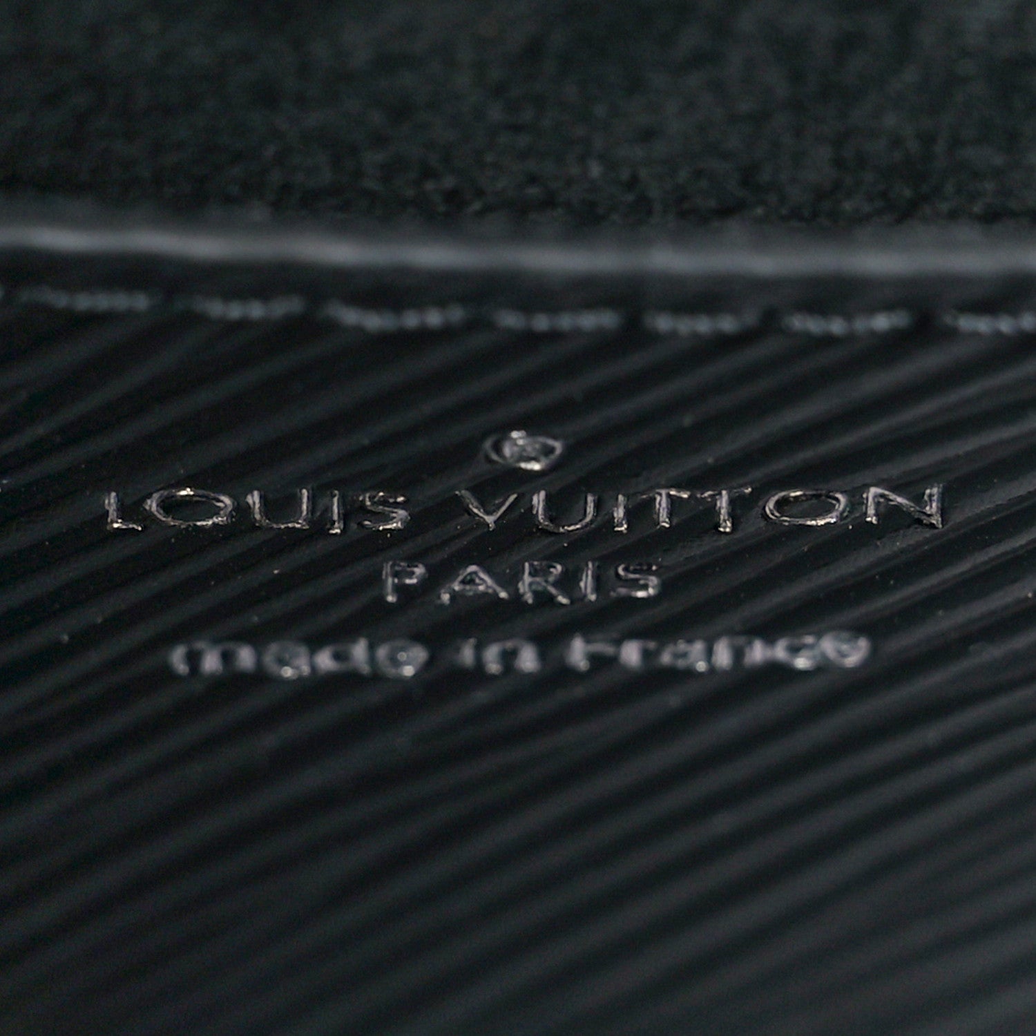 Louis Vuitton Epi Love Lock Charm Twist Shoulder Bag MM Black White 5 of 7