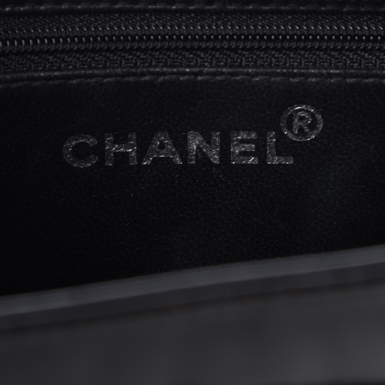Chanel Patent CC Tote Black 7 of 9
