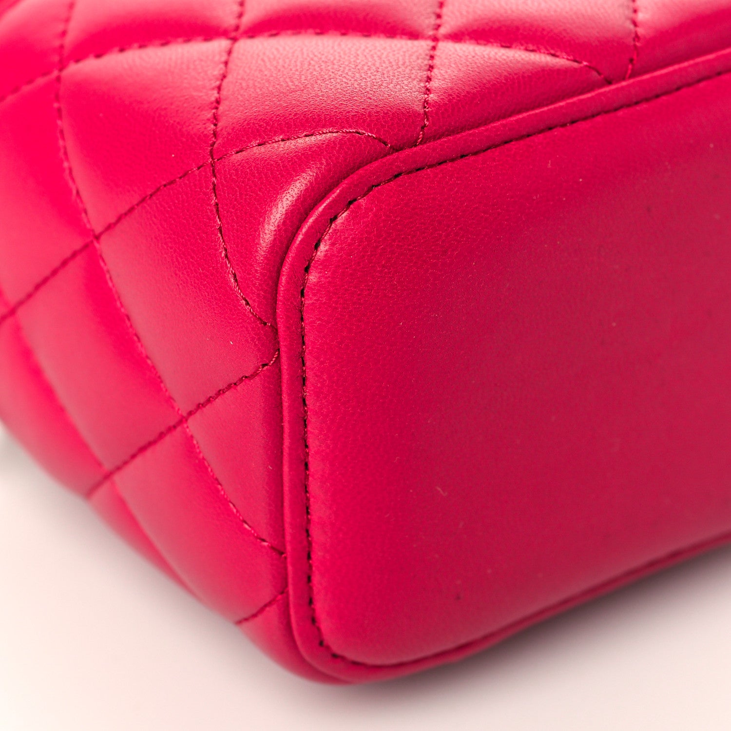 Chanel Lambskin Quilted Ombre Top Handle Mini Vanity Case With Chain Dark Pink 7 of 9