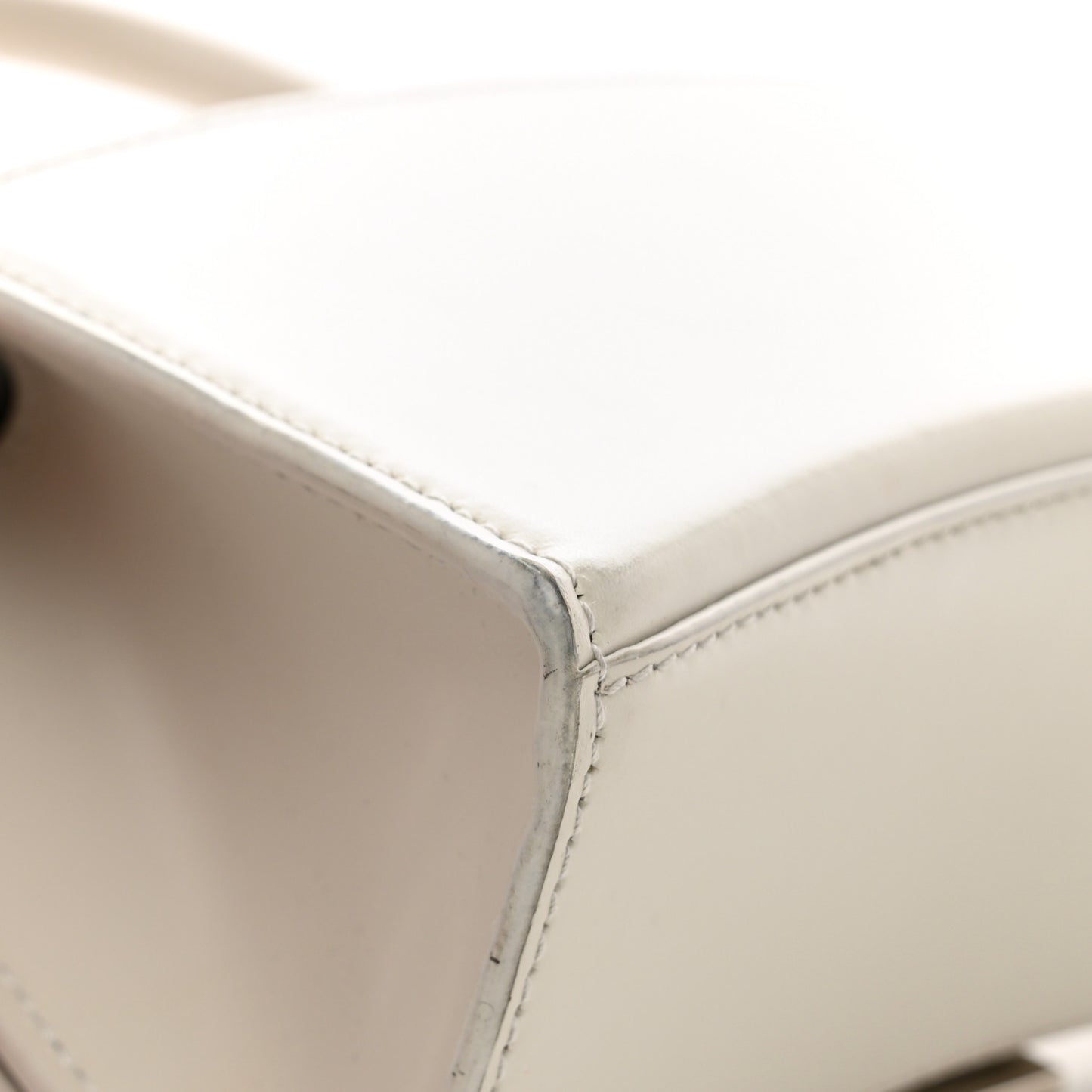 Shiny Box Calfskin Hourglass Top Handle Bag XS Chalky White