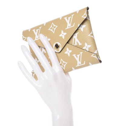 Louis Vuitton Monogram Giant Medium Kirigami Pochette Insert Beige 2 of 7