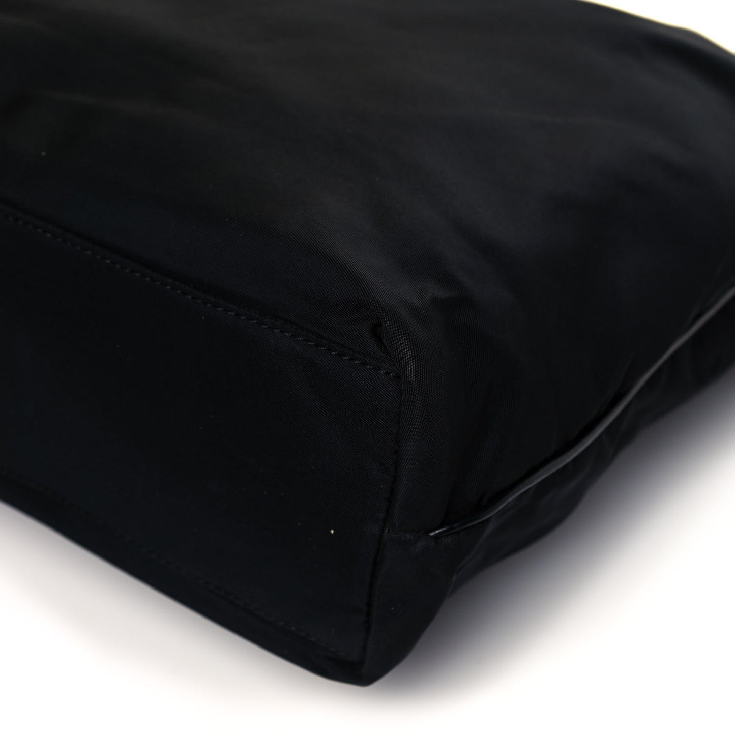 Nylon Tessuto Tote Black