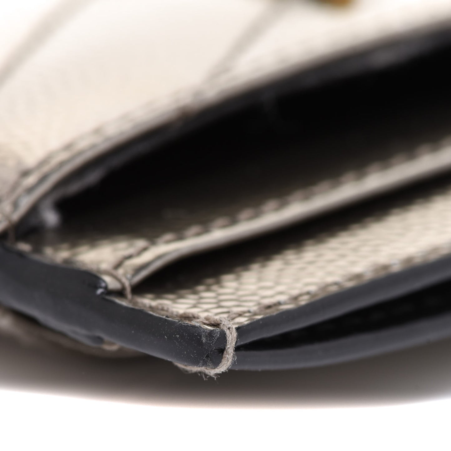 Metallic Grain De Poudre Matelasse Chevron Monogram Credit Card Case Pimbo