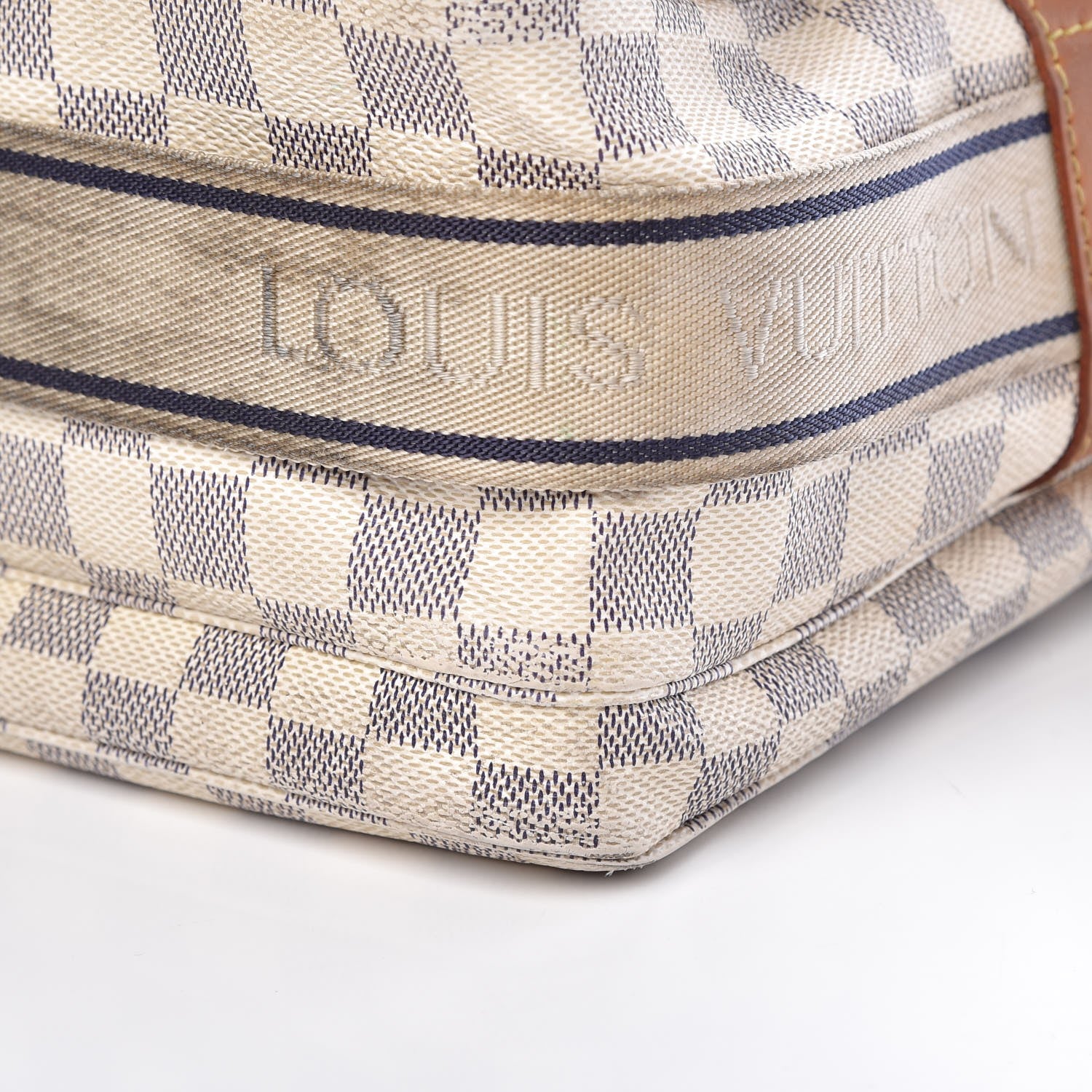 Louis Vuitton Damier Azur Naviglio 29 of 29