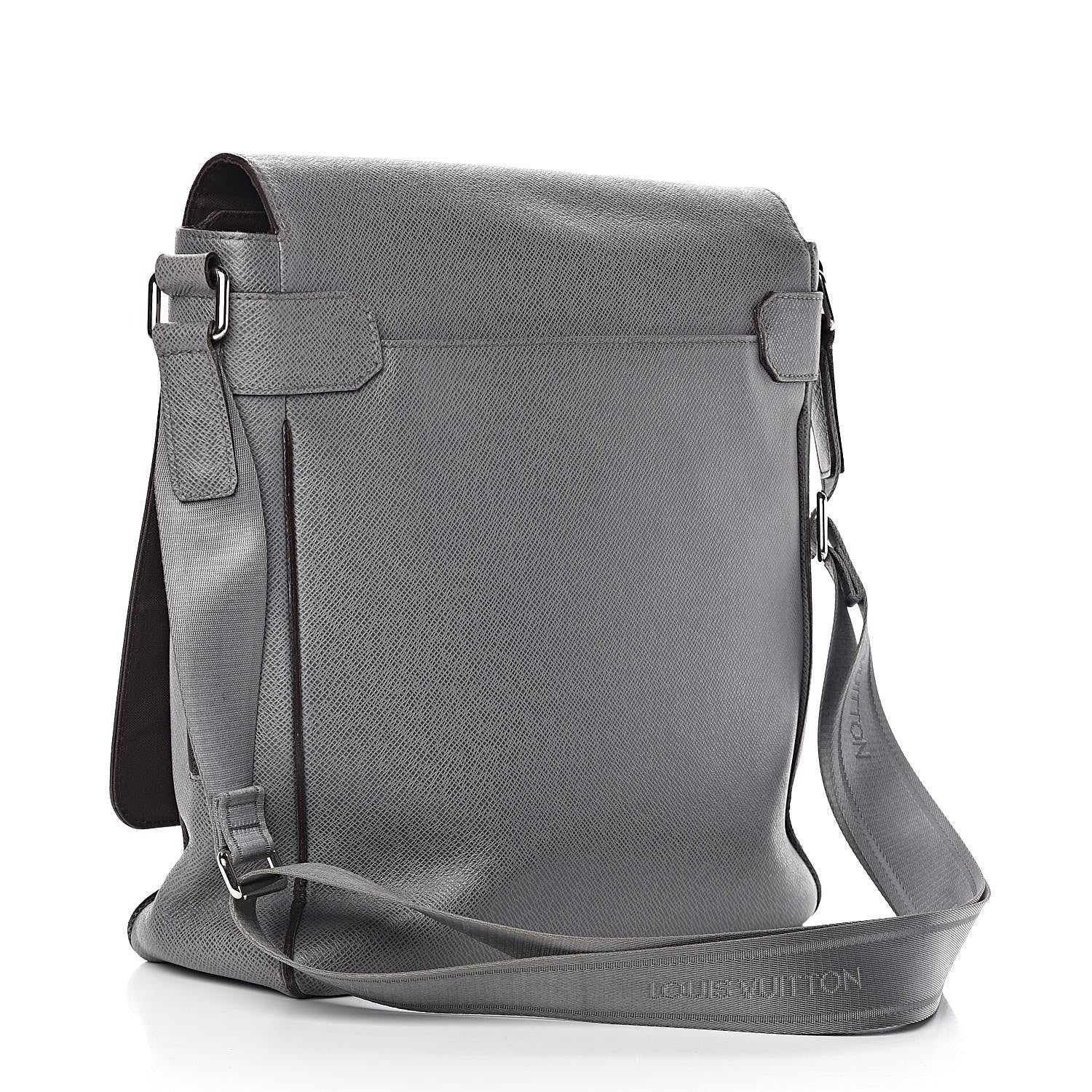 Louis Vuitton Taiga Milo Messenger Glacier 3 of 13
