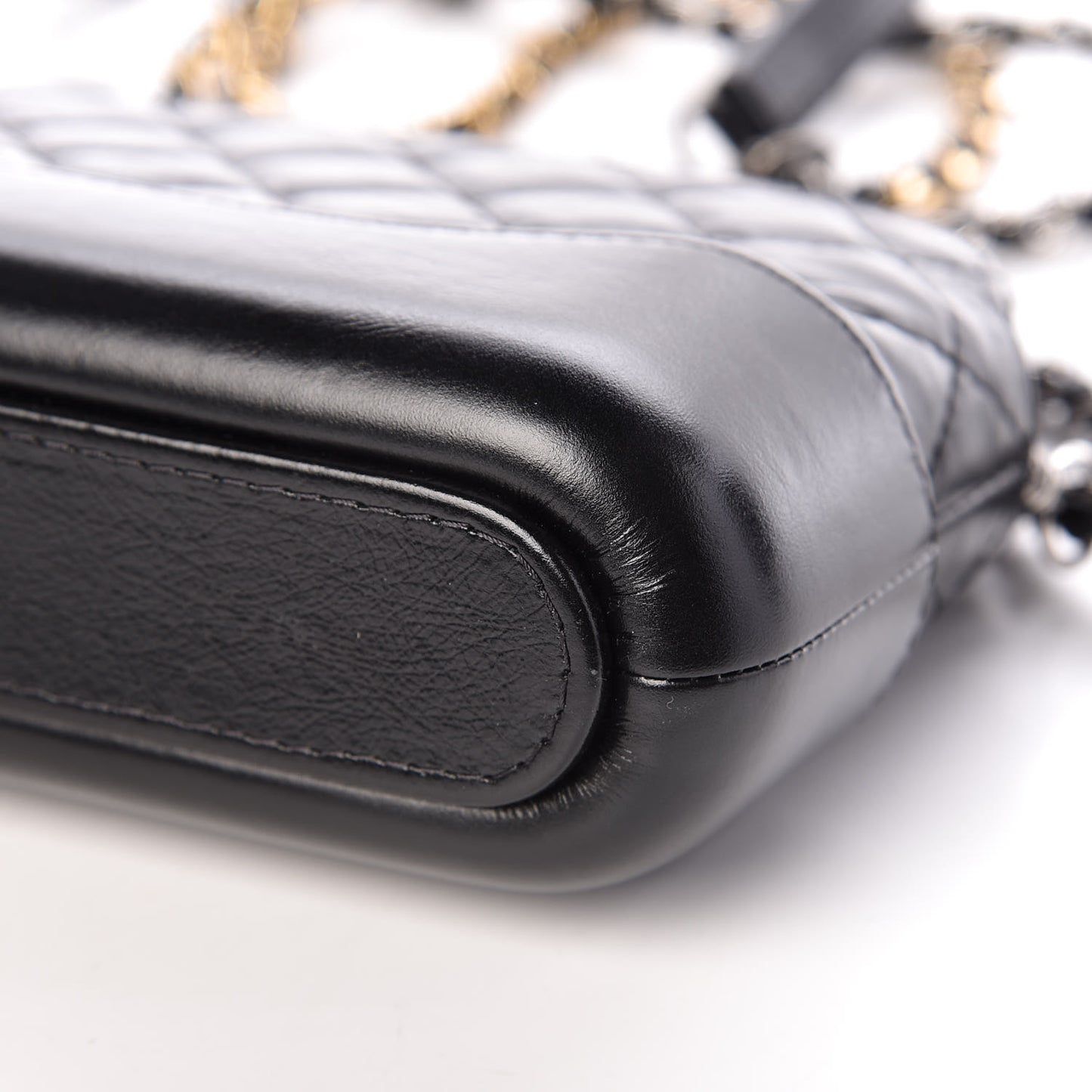 Aged Calfskin Quilted Small Gabrielle Clutch With Chain Black