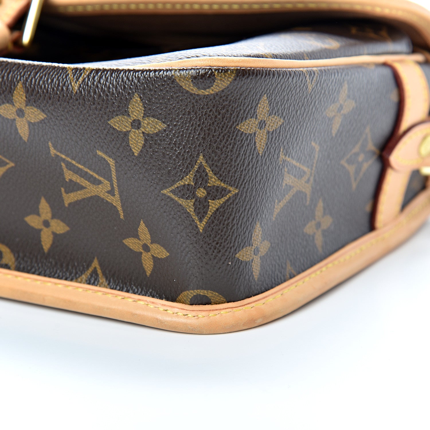 Louis Vuitton Monogram Sologne 9 of 13