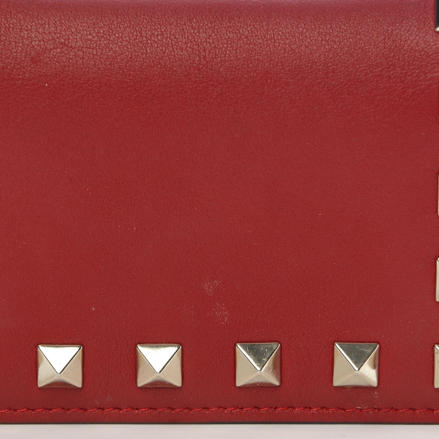 Calfskin Rockstud Bi-Fold Card Holder Rosso Valentino