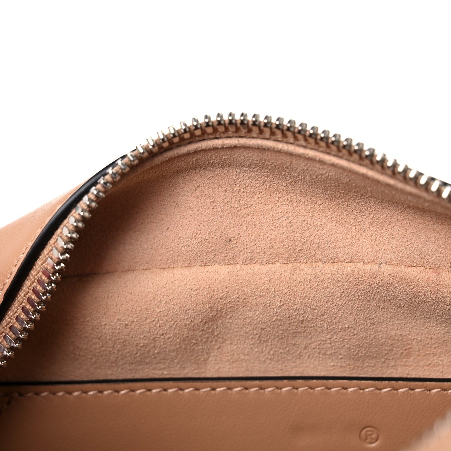 Calfskin Matelasse Aria Small GG Marmont Chain Shoulder Bag Camelia