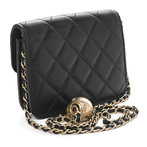 Lambskin Quilted Pearl Crush Clutch With Chain Black