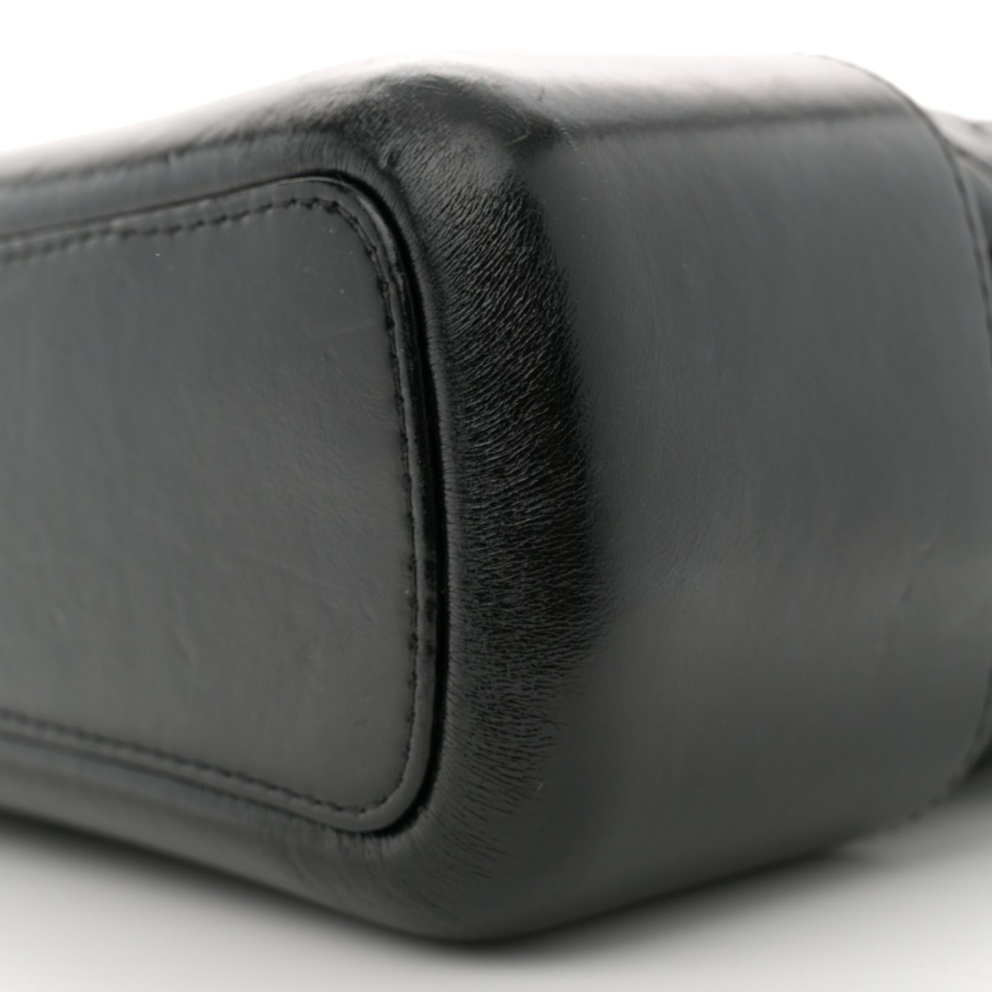 Aged Calfskin Quilted Medium Gabrielle Hobo Black