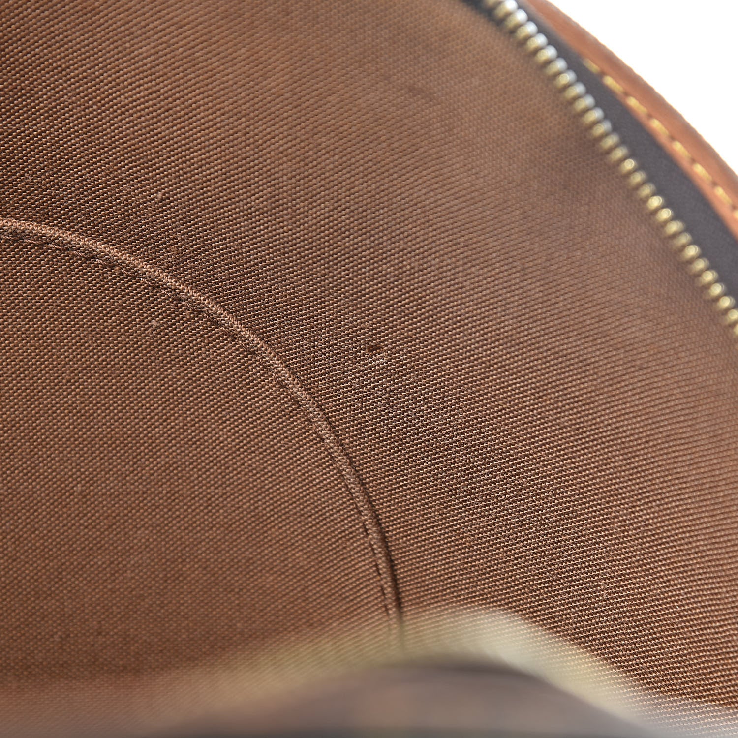 Louis Vuitton Monogram Ellipse MM 13 of 13