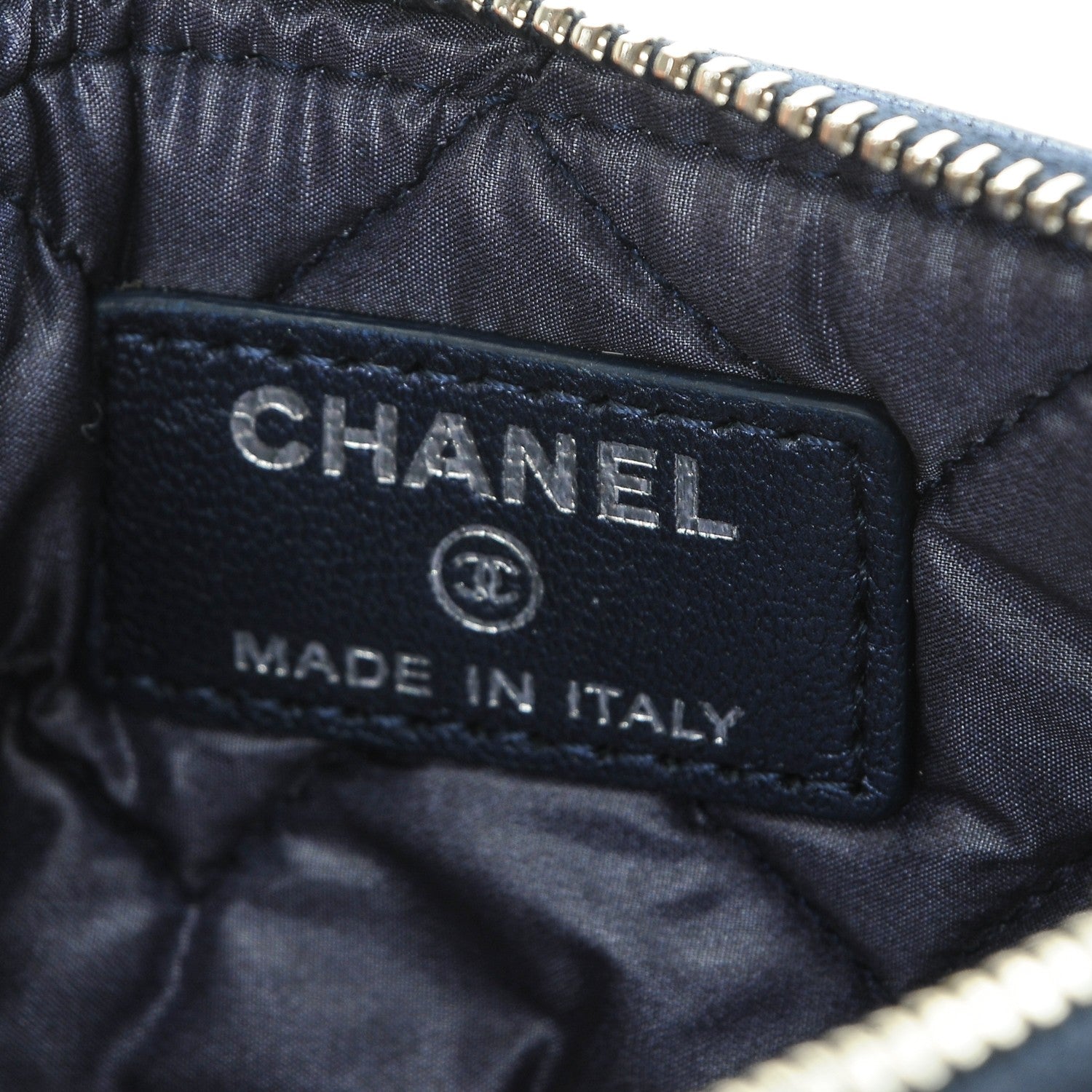 Chanel Metallic Sheepskin Chevron Quilted Small Vintage Mademoiselle Cosmetic Case Navy 6 of 7