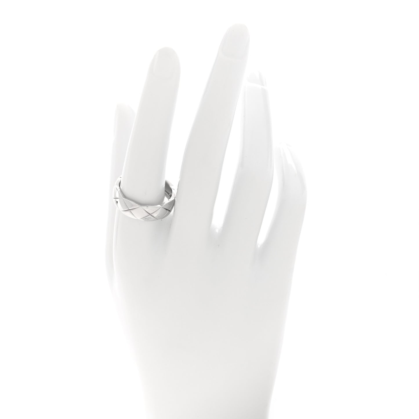 18K White Gold Small Coco Crush Ring 59 8.75