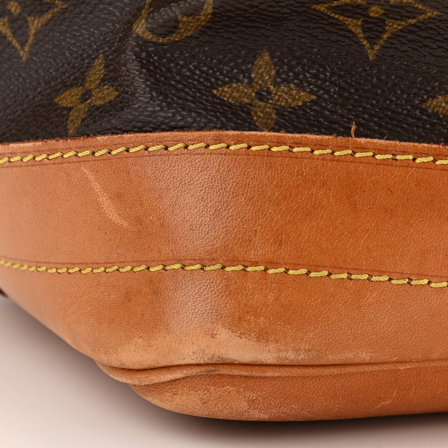 Monogram Noe