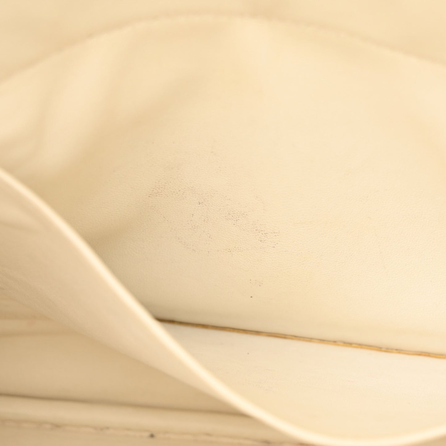 Taurillon Clemence Bolide 35 White