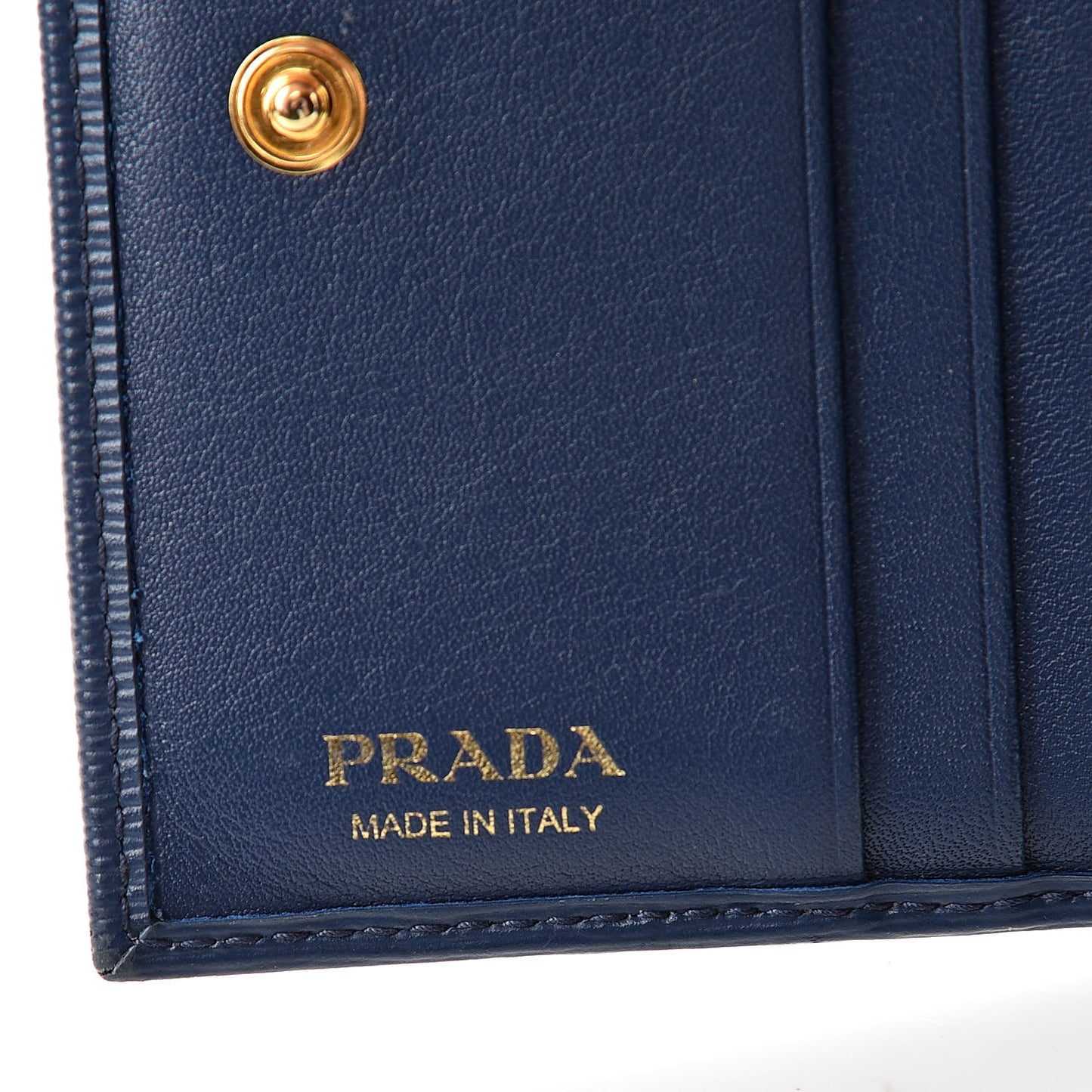 Vitello Move Bi-Fold Wallet Bleuette