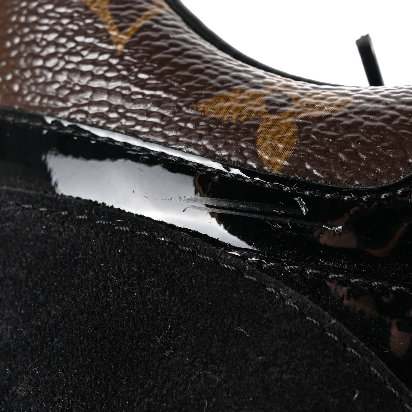Suede Monogram Run Away Sneakers 40 Black