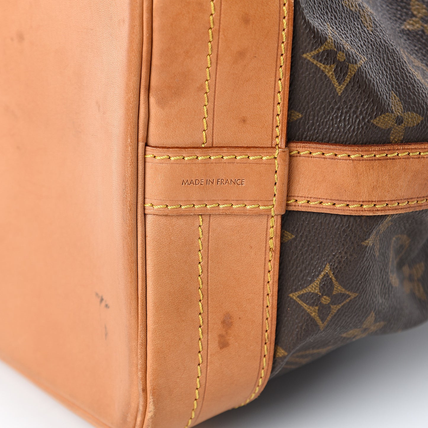 Monogram Noe