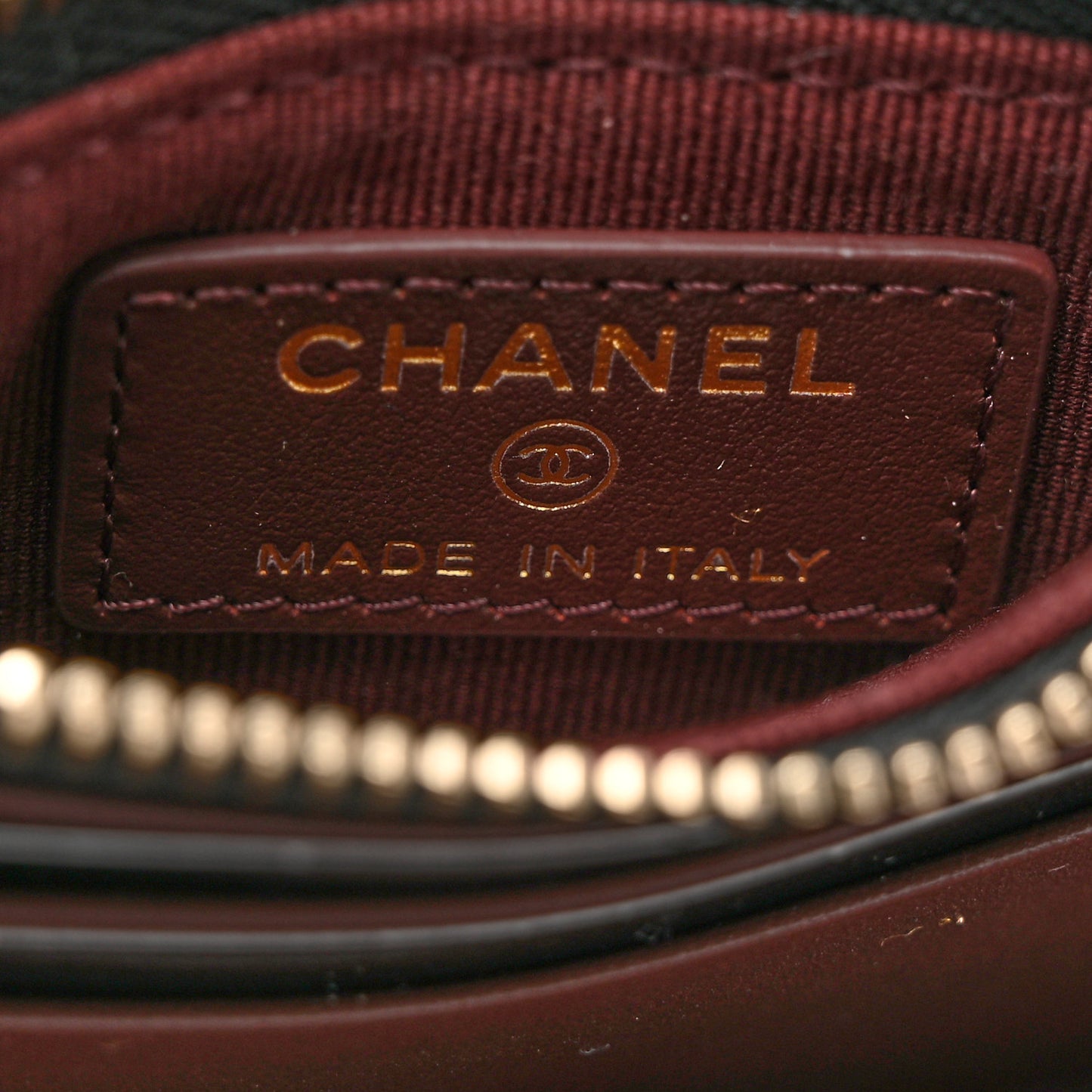 Caviar Quilted Compact Zipped Pocket Wallet Black