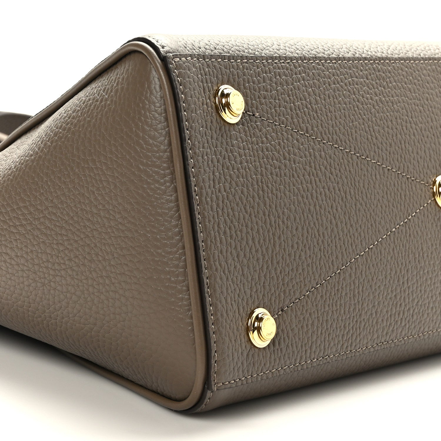 Louis Vuitton Taurillon Vendome MM Earth 7 of 8