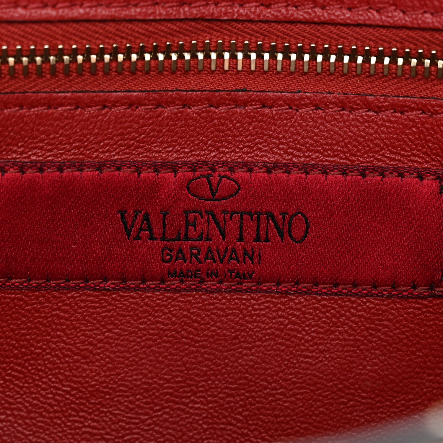 Valentino Garavani Lambskin Rockstud Spike Wallet on Chain Poudre 6 of 10