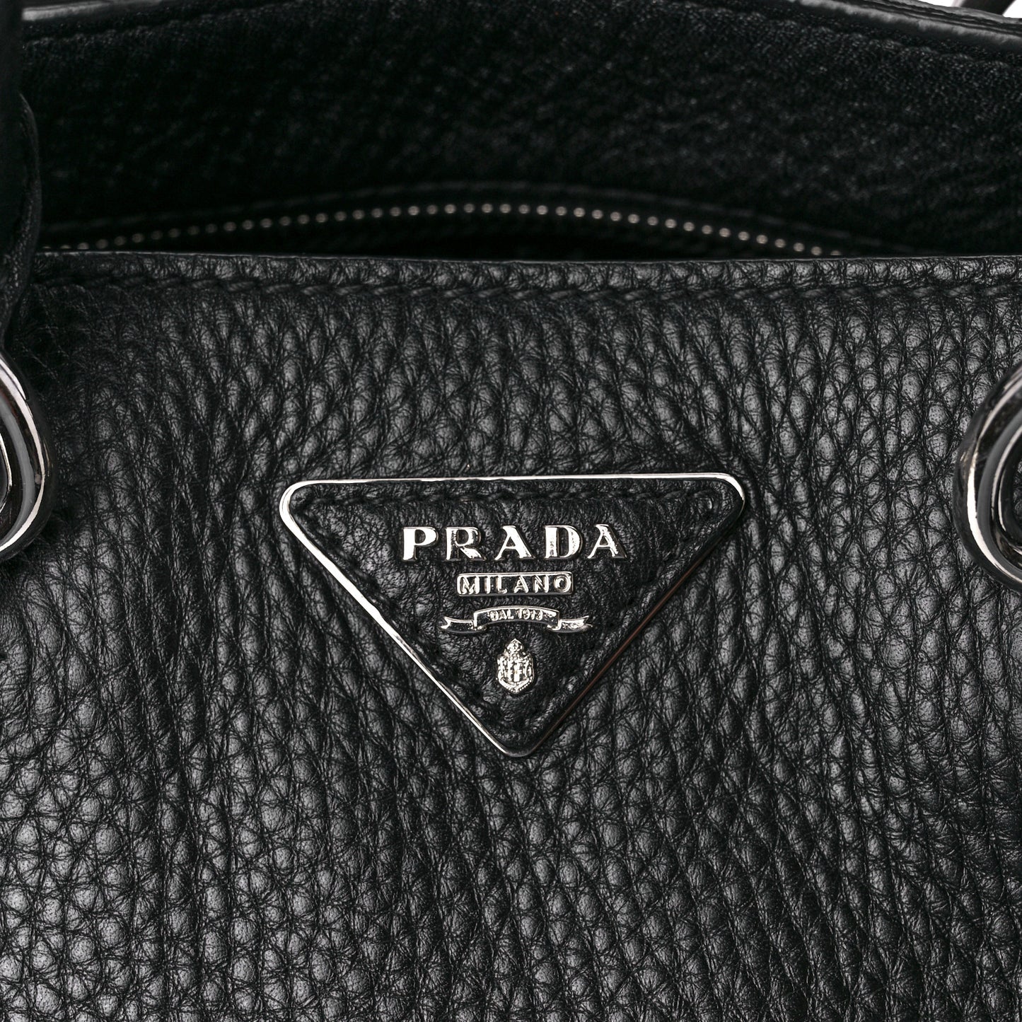 Vitello Daino Tote Black