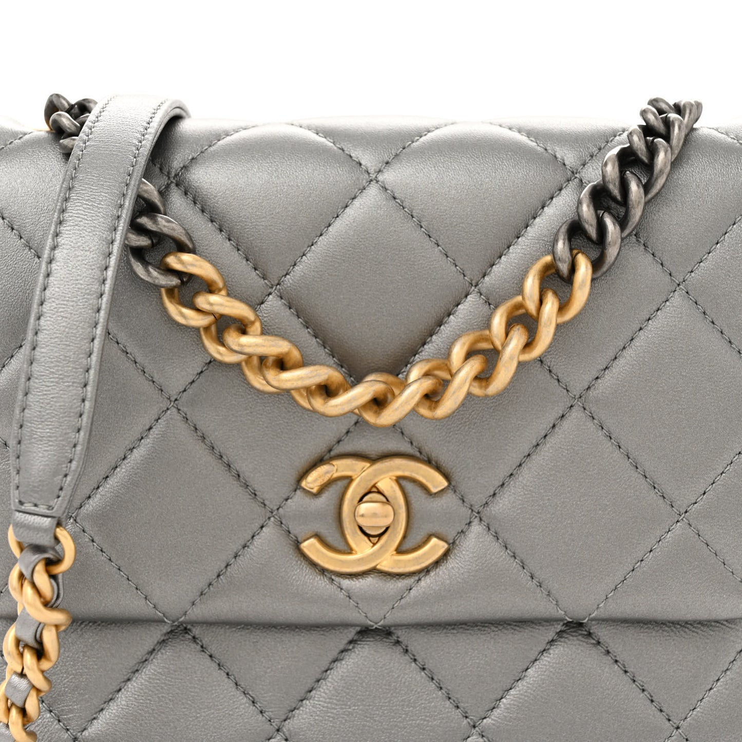 Metallic Lambskin Quilted Small Side Note Flap Grey