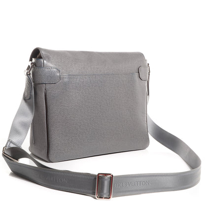 Louis Vuitton Taiga Roman MM Messenger Glacier 3 of 7