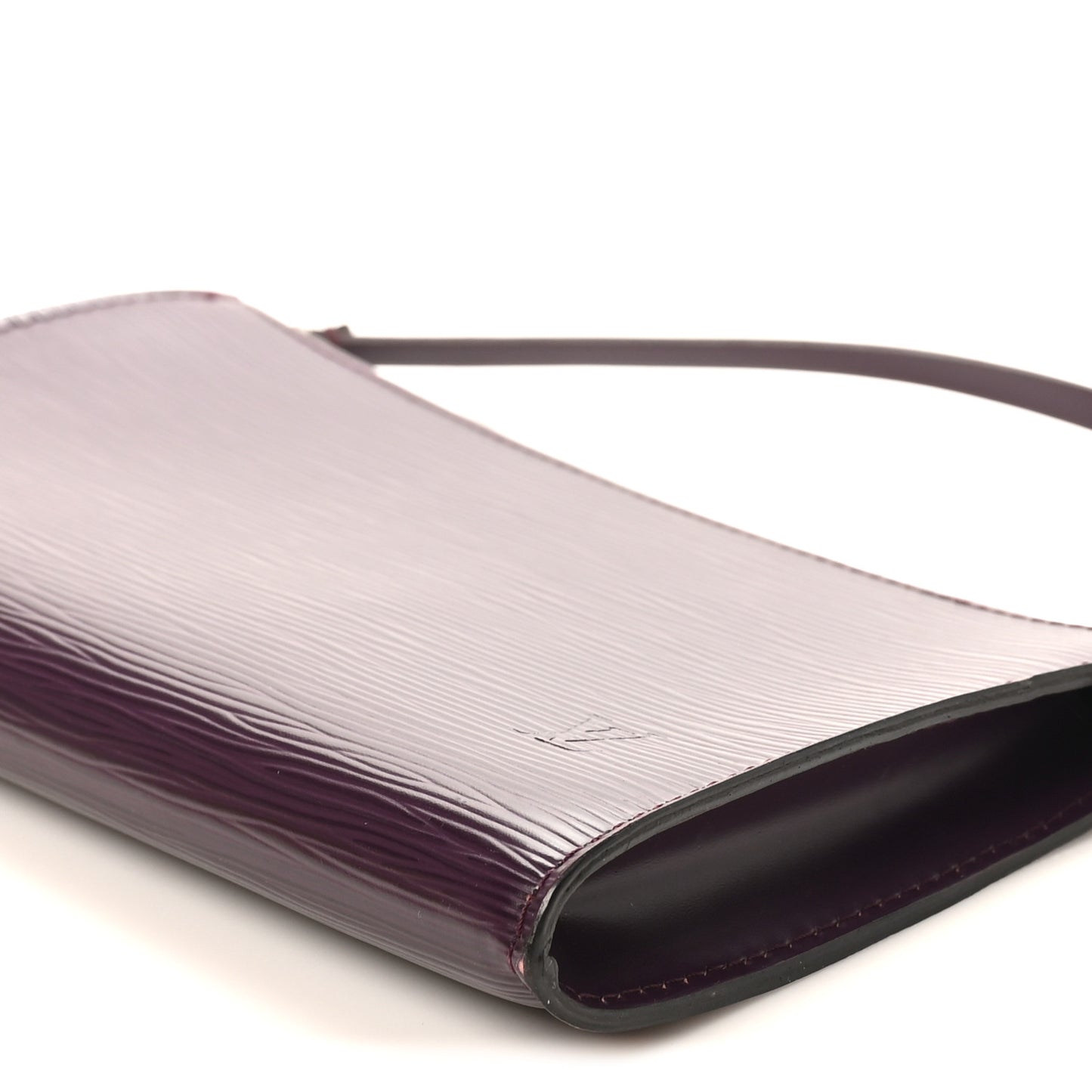 Epi Pochette Accessories 24 Cassis