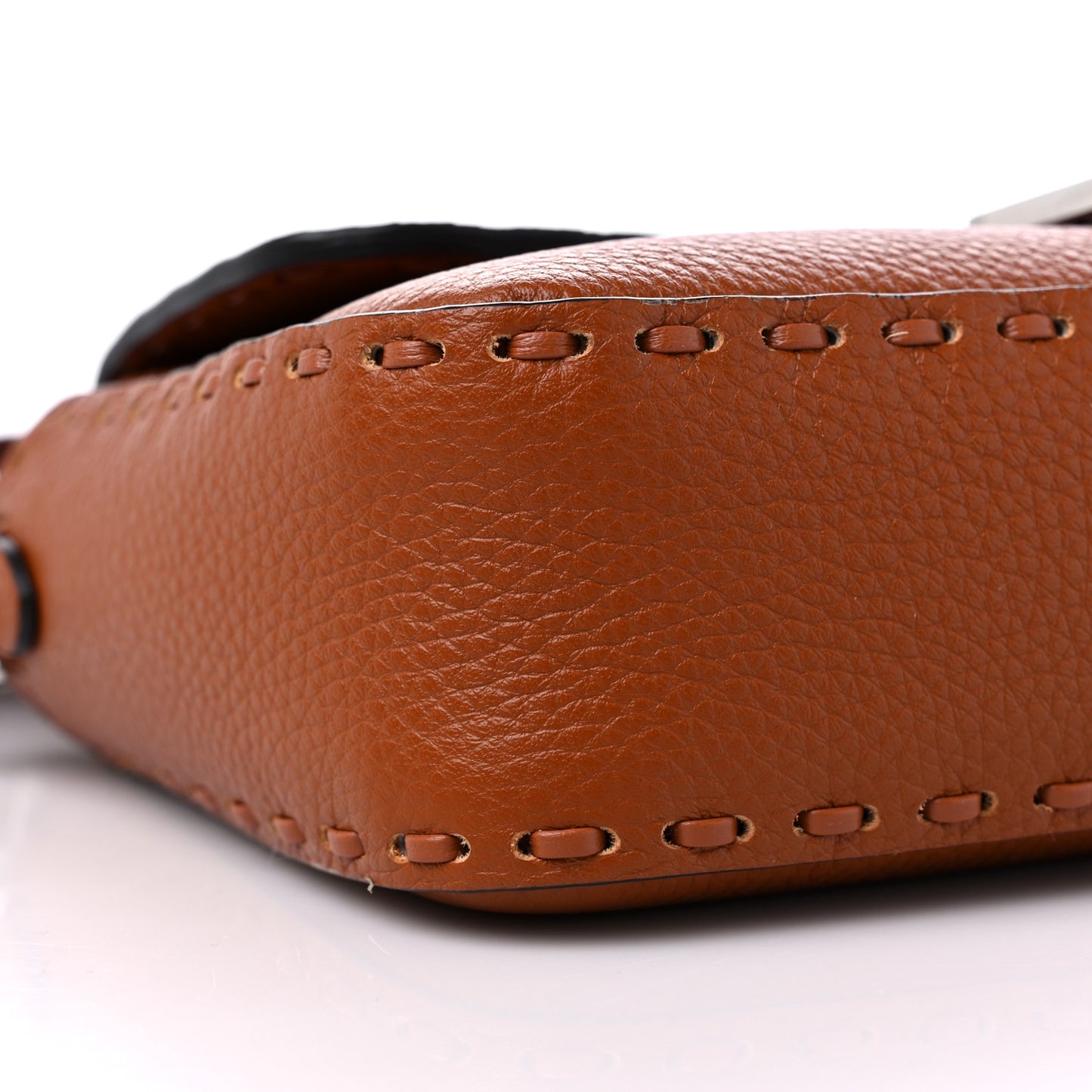 Cuoio Roma Sellerissima Nappa Sintetica Tape Stitch Baguette Brandy