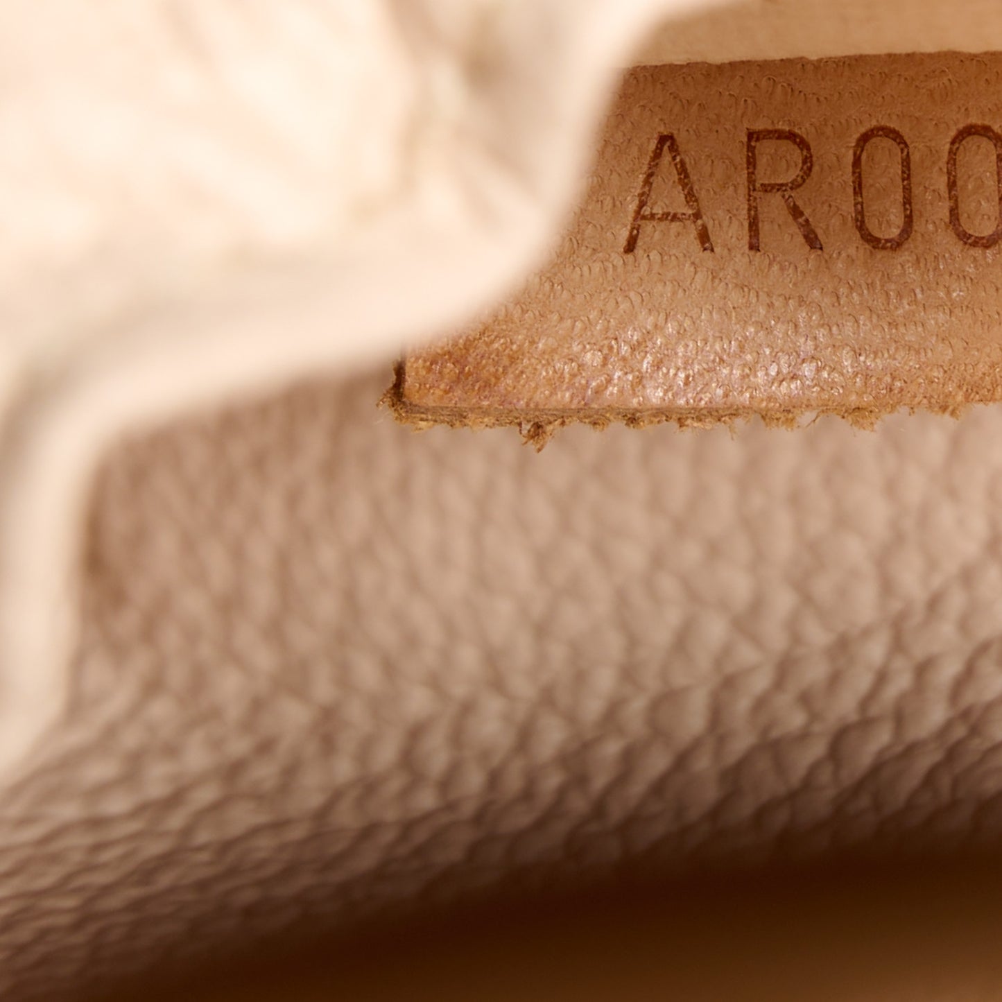 Monogram Spontini