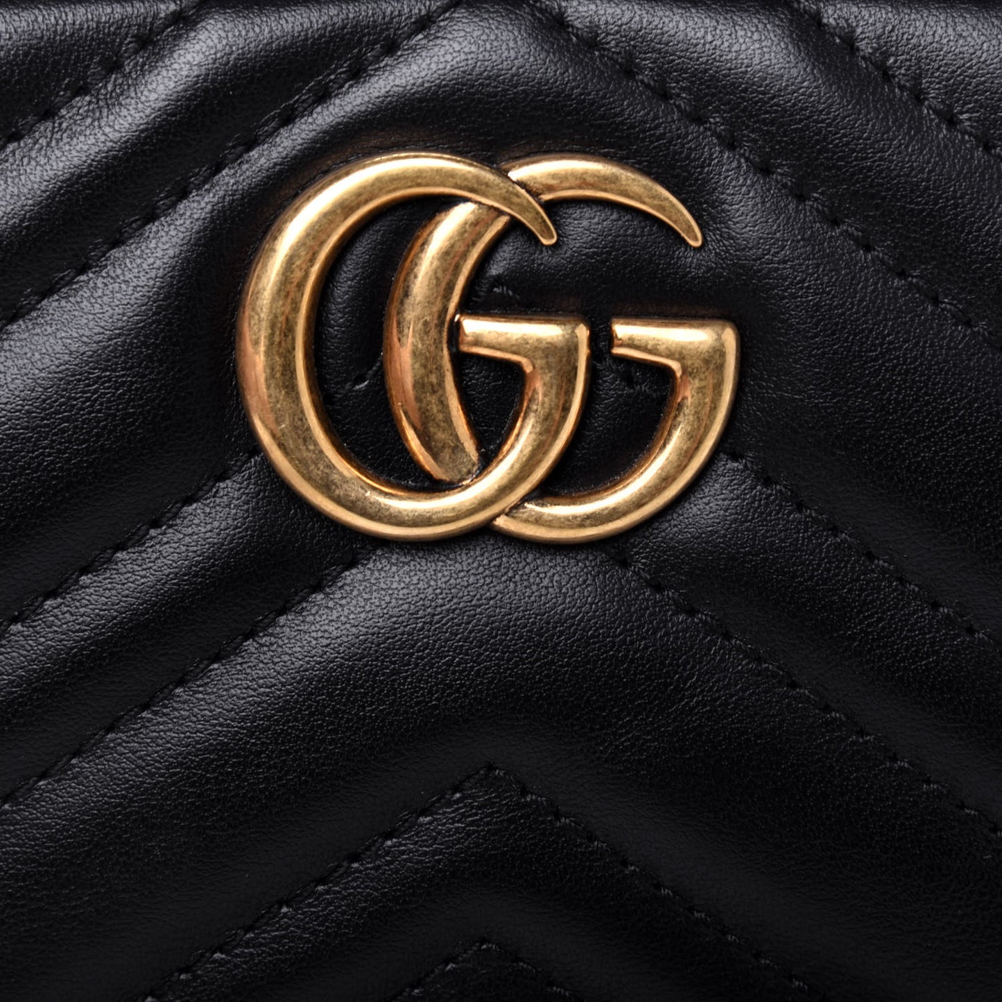 Calfskin Matelasse Mini GG Marmont Chain Shoulder Bag Black