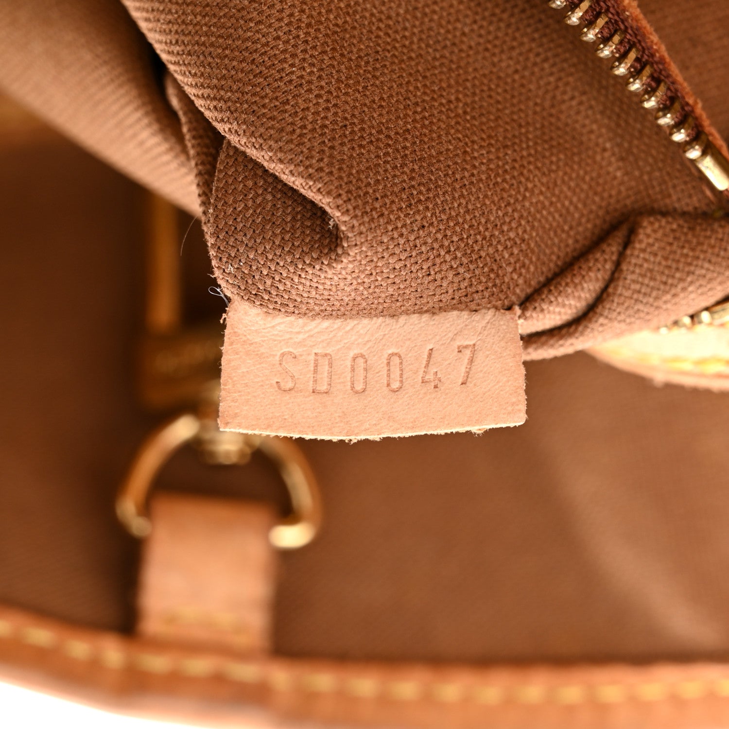 Louis Vuitton Monogram Batignolles Horizontal 7 of 10