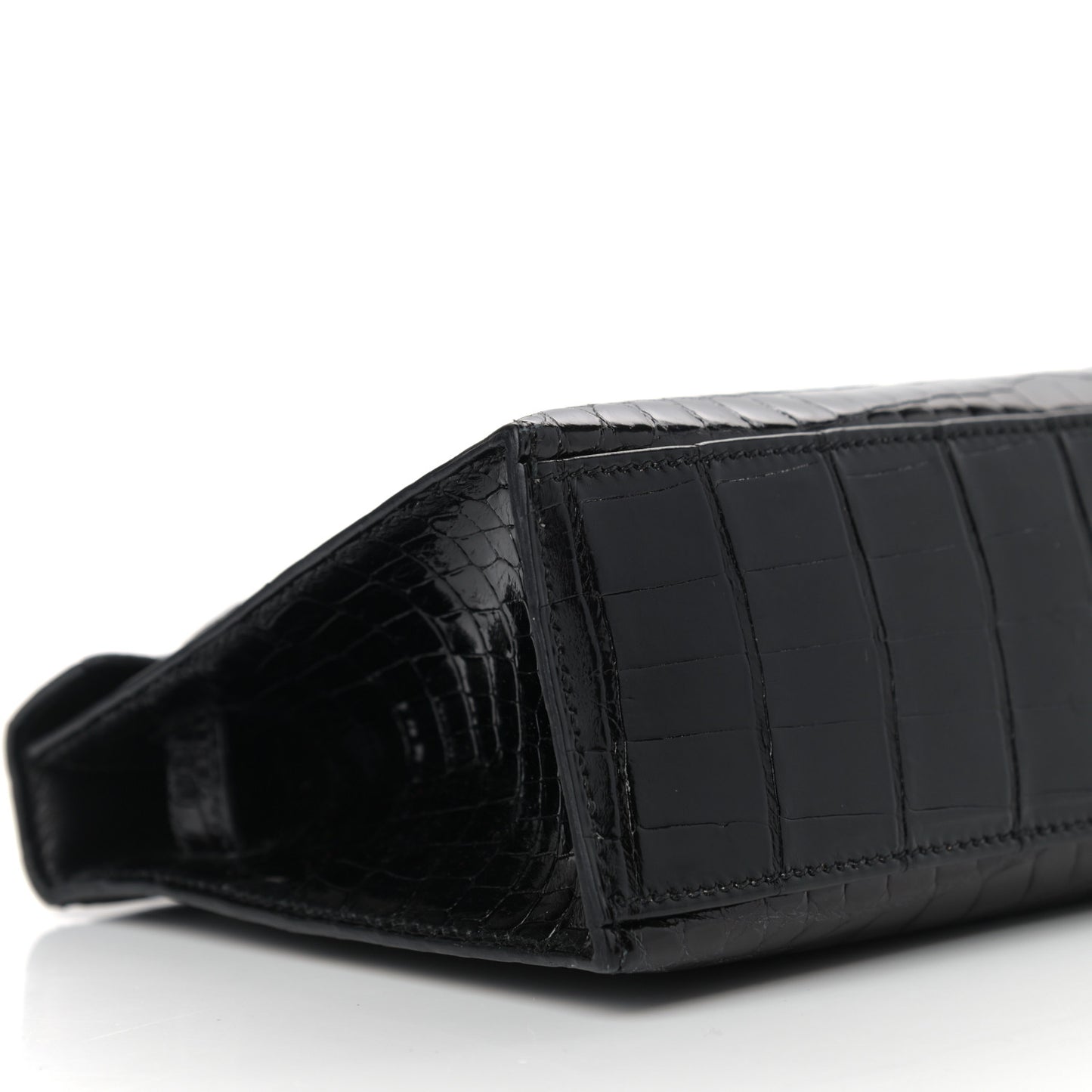 Shiny Niloticus Crocodile Kelly Pochette Black
