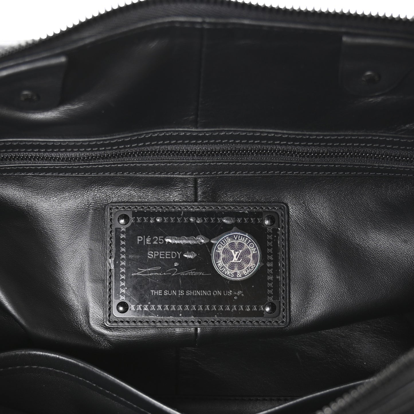 Calfskin Monogram Speedy P9 Bandouliere 40 Ultra Black