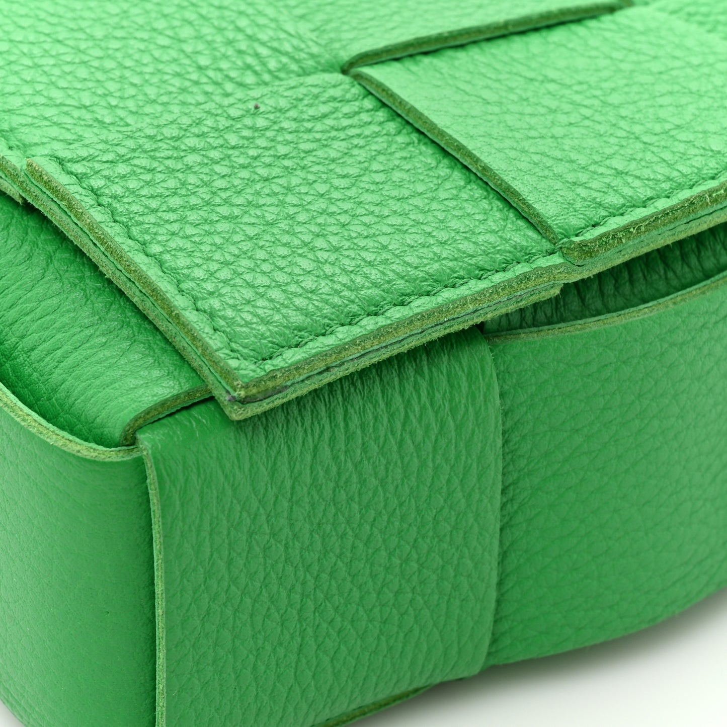 Grained Calfskin Maxi Intrecciato Cassette Crossbody Bag Parakeet