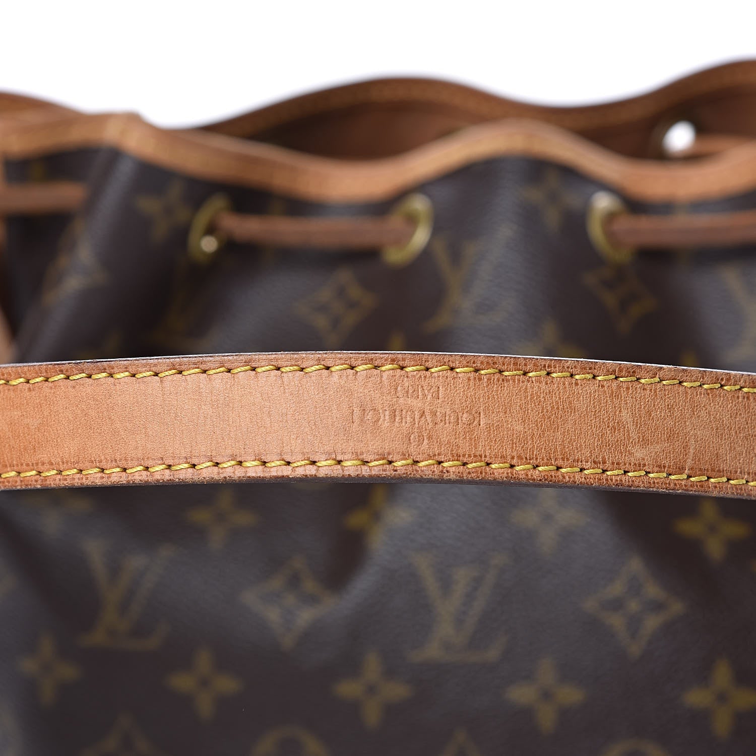 Louis Vuitton Monogram Petit Noe 15 of 19