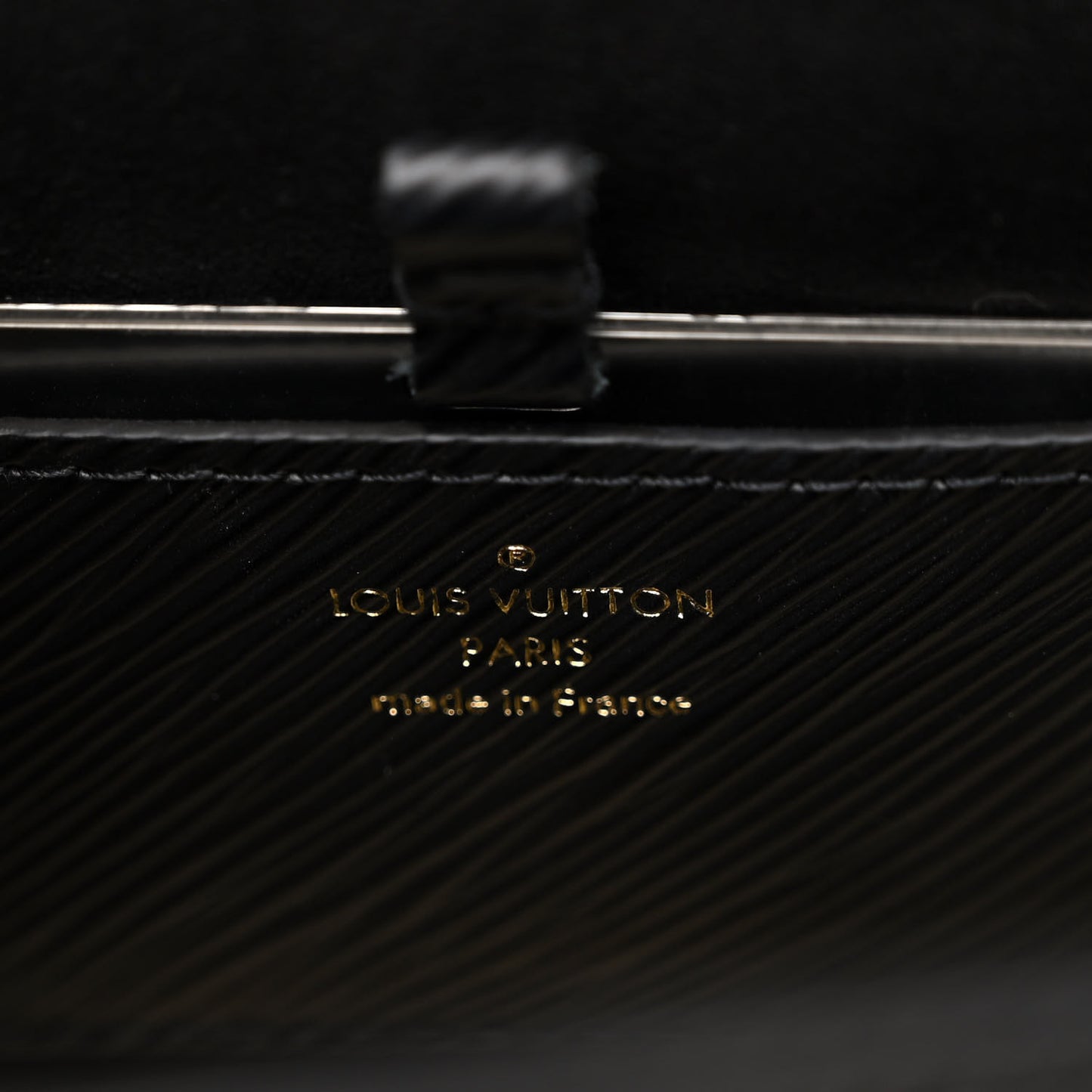 Epi Twist Shoulder Bag MM Matte Black Gold