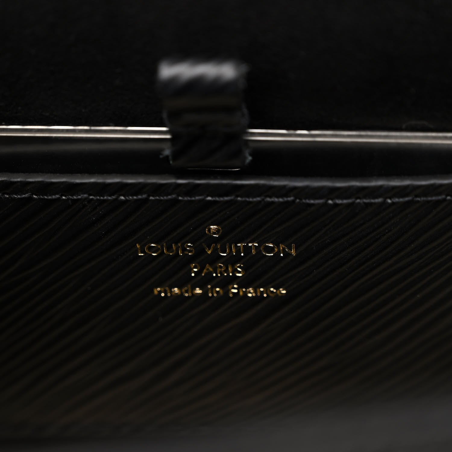 Louis Vuitton Epi Twist Shoulder Bag MM Matte Black Gold 7 of 10