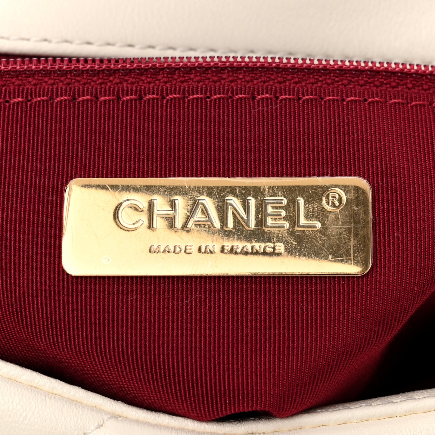 Lambskin Quilted Medium Chanel 19 Flap White