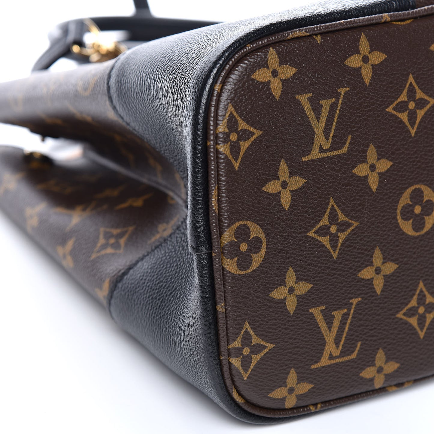 Monogram Flandrin Black
