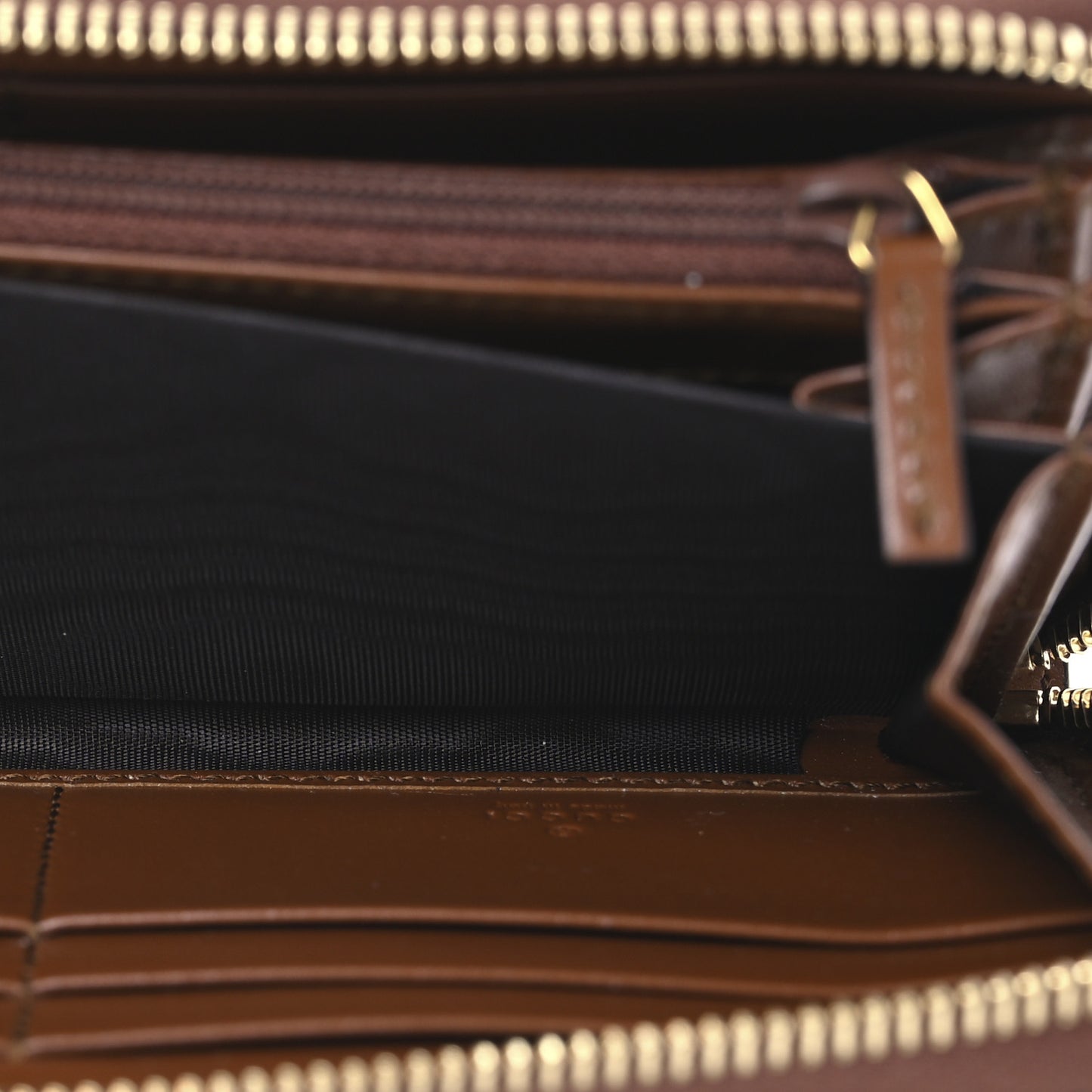 Plutone Calfskin Logo Zip Around Wallet Cuir